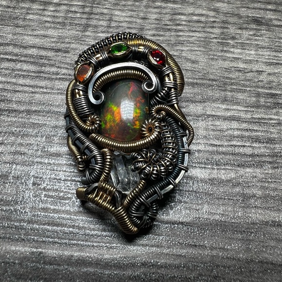 Jewelry - RARE & Beautiful Find Sterling Silver hand made pendant